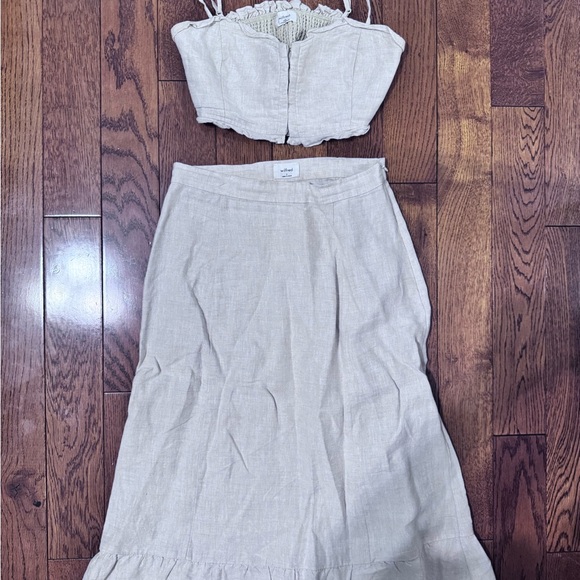 Wilfred Dresses & Skirts - Wilfred Neutral Linen Maxi Skirt and Matching Top in Light Beige